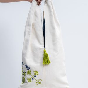 Al Tayr Tote Bag